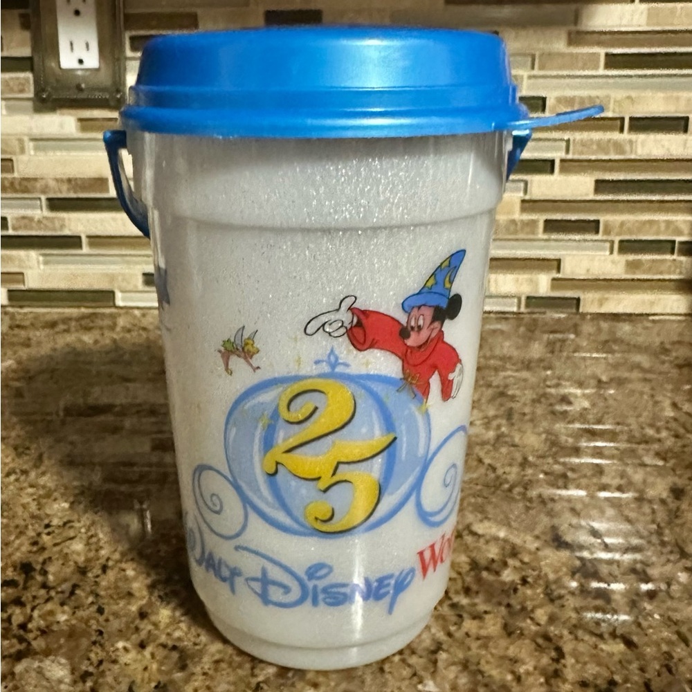 WALT DISNEY WORLD VINTAGE 25th ANNIVERSARY MICKEY MOUSE SOUVENIR POPCORN BUCKET